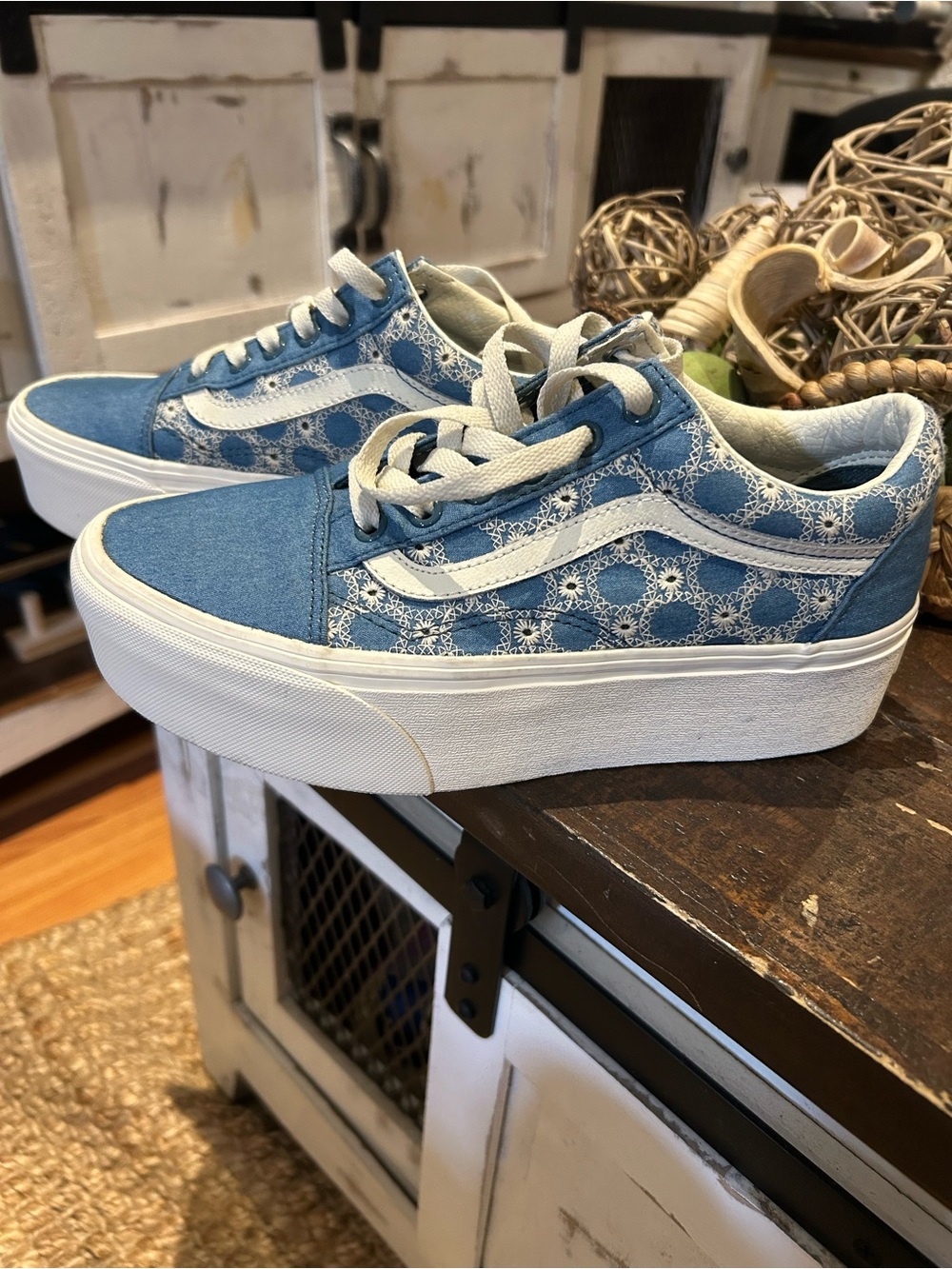 Vans Blue Lace-Detail Platform Sneakers size 7.5
